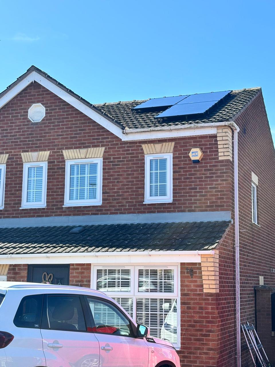 Solar panel installation in Doncaster, DN1