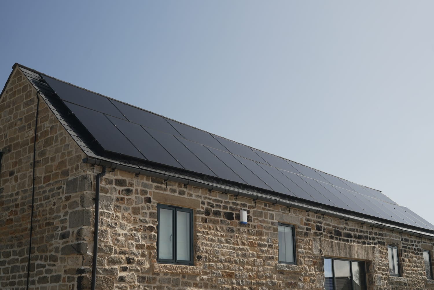 Can Solar Panels Run Air Conditioning? UK Guide 2026