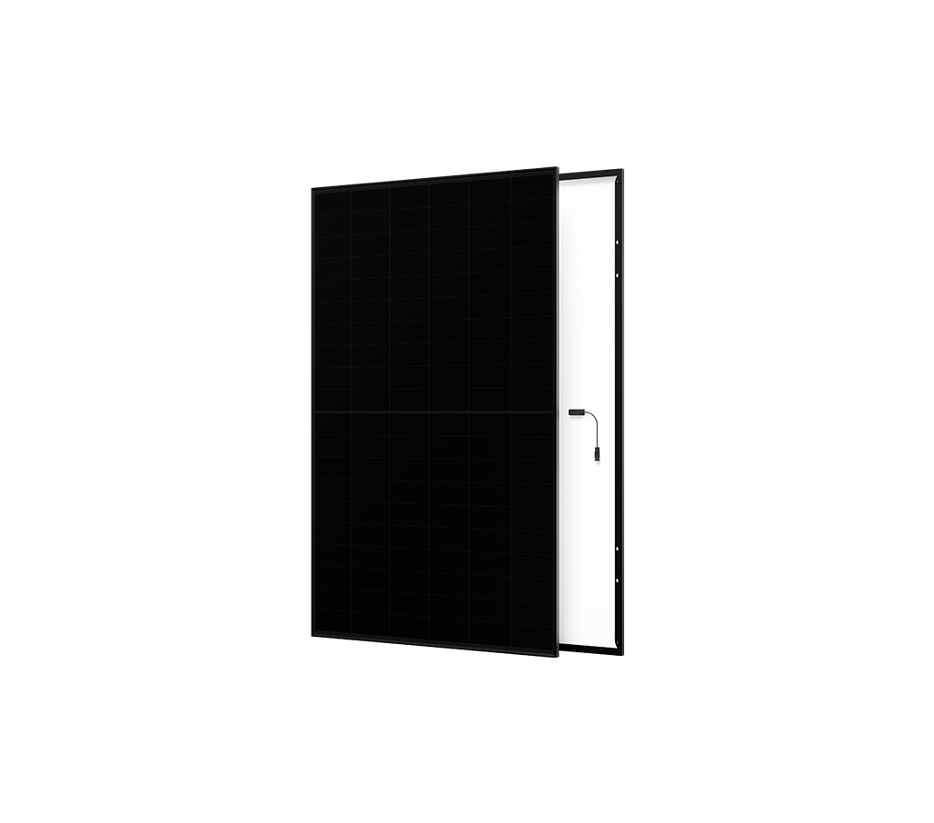AIKO NEOSTAR 460W solar panel installed on UK home